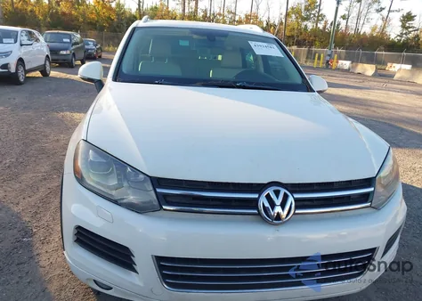 2011 Volkswagen Touareg Vr6 Sport from USA, damaged, VIN WVGFF9BP1BD001382